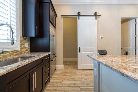 Townhouse in Orlando, Florida 3 bedrooms, 183.2 sq.m. № 2198360 - photo 11