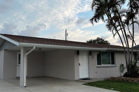 Casa en alquiler en Venice, Florida, 2 dormitorios, 92.9 m2 № 1906679 - foto 4