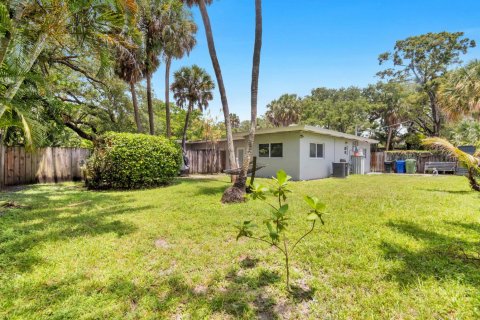 Commercial property in Fort Lauderdale, Florida 222.5 sq.m. № 2083863 - photo 2