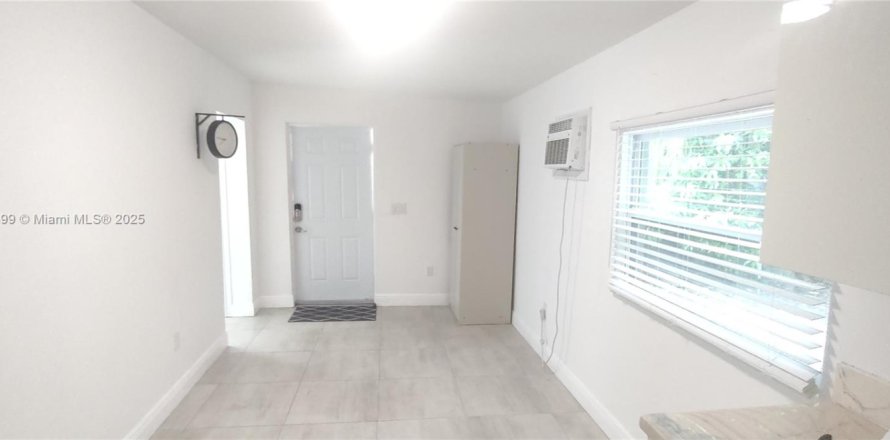 Villa ou maison à Miami, Floride 1 chambre, 140.38 m2 № 1923105