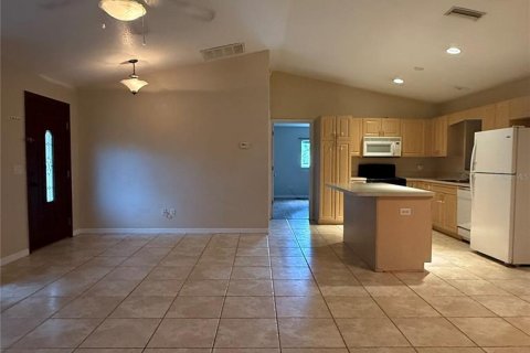 Casa en alquiler en North Port, Florida, 3 dormitorios, 129.32 m2 № 1901269 - foto 5