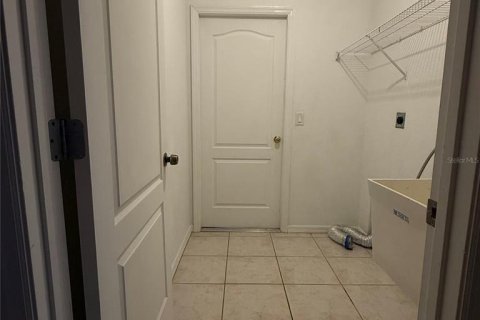 Casa en alquiler en North Port, Florida, 3 dormitorios, 129.32 m2 № 1901269 - foto 16