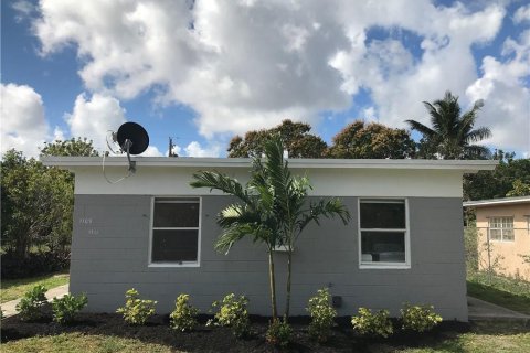 Commercial property in Fort Lauderdale, Florida 108.05 sq.m. № 2085737