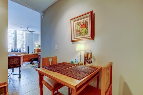 Copropriété à vendre à Saint Petersburg, Floride: 1 chambre, 59.92 m2 № 1919821 - photo 10