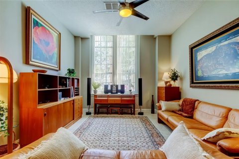 Copropriété à vendre à Saint Petersburg, Floride: 1 chambre, 59.92 m2 № 1919821 - photo 7