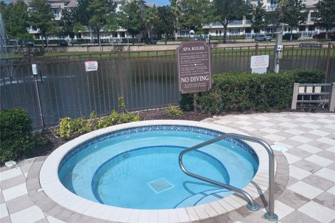 Townhouse in Lake Mary, Florida 3 bedrooms, 184.78 sq.m. № 2234217 - photo 11