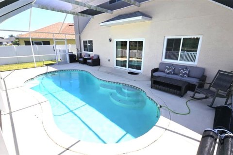 House in Land O' Lakes, Florida 6 bedrooms, 250.65 sq.m. № 1577359 - photo 10