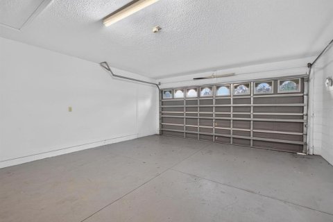 Villa ou maison à vendre à Kissimmee, Floride: 4 chambres, 166.39 m2 № 2349566 - photo 24