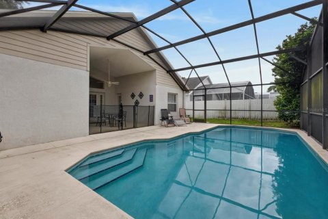 Villa ou maison à vendre à Kissimmee, Floride: 4 chambres, 166.39 m2 № 2349566 - photo 22