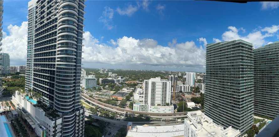 Condo in Miami, Florida, 2 bedrooms  № 2076748
