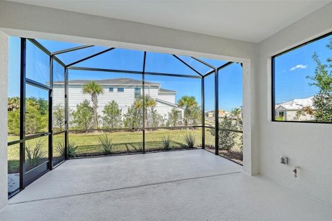 Villa ou maison à vendre à Sarasota, Floride: 3 chambres, 172.8 m2 № 2434551 - photo 2