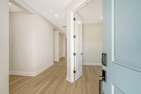 Villa ou maison à vendre à Sarasota, Floride: 3 chambres, 172.8 m2 № 2434551 - photo 7