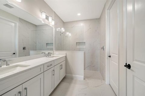 Villa ou maison à vendre à Sarasota, Floride: 3 chambres, 172.8 m2 № 2434551 - photo 5