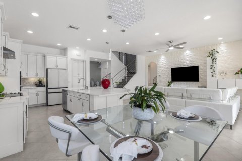 Купить виллу или дом в Паркленд, Флорида 1 комната, 299.24м2, № 2430258 - фото 18