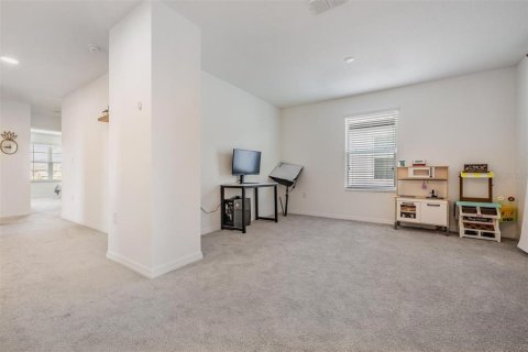 House in Wesley Chapel, Florida 4 bedrooms, 242.1 sq.m. № 1793510 - photo 19
