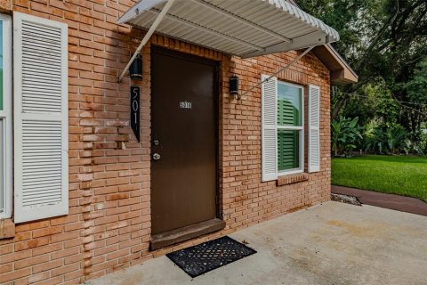 Appartement à louer à Brandon, Floride: 1 chambre, 130.06 m2 № 2428684 - photo 16