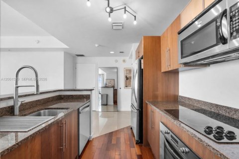 Купить кондоминиум в Майами, Флорида 2 спальни, 104.61м2, № 2090774 - фото 2