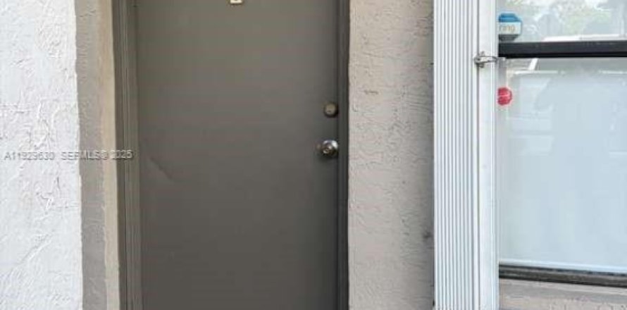 Condo à Miami, Floride, 2 chambres  № 1988488