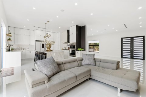 Casa en venta en Clewiston, Florida, 4 dormitorios, 260.13 m2 № 2025911 - foto 10