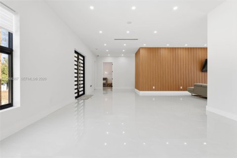 Casa en venta en Clewiston, Florida, 4 dormitorios, 260.13 m2 № 2025911 - foto 4