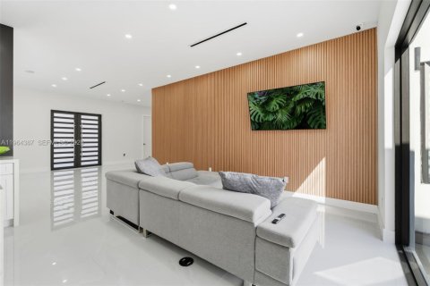 Casa en venta en Clewiston, Florida, 4 dormitorios, 260.13 m2 № 2025911 - foto 9