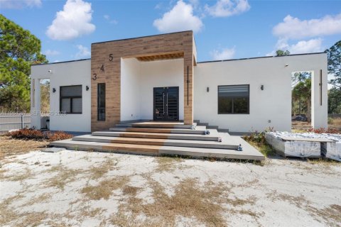 Casa en Clewiston, Florida 4 dormitorios, 260.13 m2 № 2025911