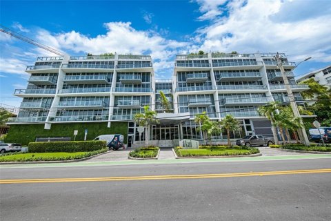 Condo in Bay Harbor Islands, Florida, 2 bedrooms  № 1811837 - photo 24