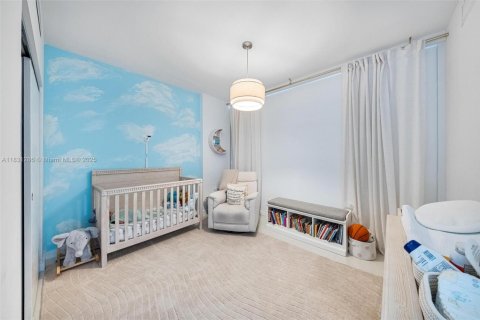 Condo in Bay Harbor Islands, Florida, 2 bedrooms  № 1811837 - photo 19