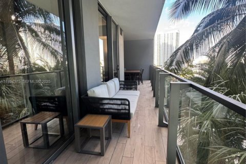 Снять в аренду кондоминиум в Майами, Флорида 1 спальня, 74.79м2, № 1992695 - фото 11