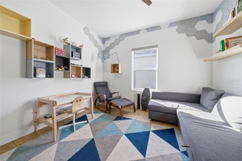 Купить виллу или дом в Аполло-Бич, Флорида 3 комнаты, 187.48м2, № 2145104 - фото 23