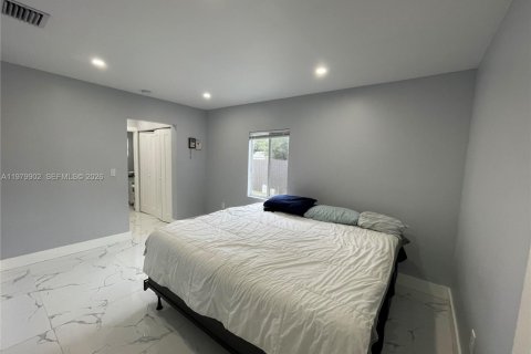 Villa ou maison à vendre à North Miami, Floride: 3 chambres, 117.61 m2 № 2080526 - photo 27