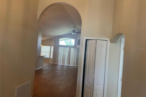Casa en alquiler en Clermont, Florida, 3 dormitorios, 175.21 m2 № 1853164 - foto 4