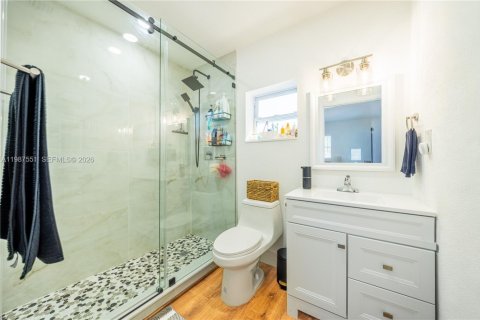 Снять в аренду виллу или дом в Майами, Флорида 3 спальни, 120.4м2, № 2048927 - фото 21