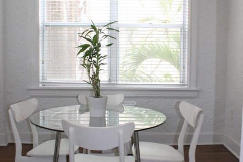 Condominio en alquiler en Miami Beach, Florida, 1 dormitorio, 60.94 m2 № 2260097 - foto 3