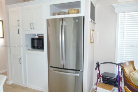 Casa en venta en Okeechobee, Florida, 1 dormitorio, 47.84 m2 № 1714698 - foto 10