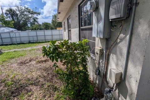 Casa en alquiler en Fort Lauderdale, Florida, 4 dormitorios, 128.21 m2 № 1938992 - foto 7