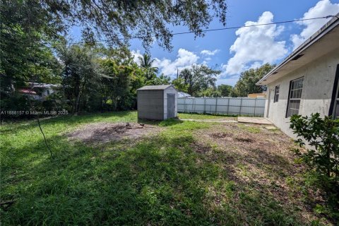 Casa en alquiler en Fort Lauderdale, Florida, 4 dormitorios, 128.21 m2 № 1938992 - foto 8