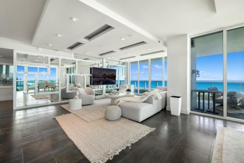 Copropriété à vendre à Fort Lauderdale, Floride: 3 chambres, 274.06 m2 № 2431561 - photo 11