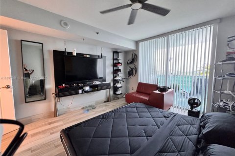 Condo in Sunrise, Florida, 2 bedrooms  № 1814004 - photo 11