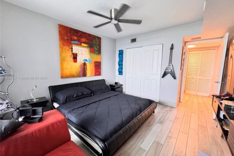 Condo in Sunrise, Florida, 2 bedrooms  № 1814004 - photo 10