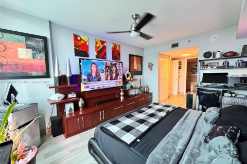 Condo in Sunrise, Florida, 2 bedrooms  № 1814004 - photo 5