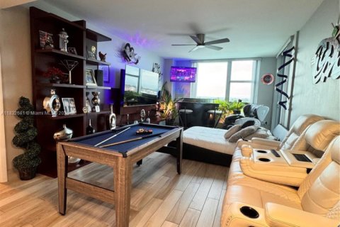 Condo in Sunrise, Florida, 2 bedrooms  № 1814004 - photo 26