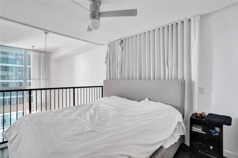 Condominio en venta en Miami, Florida, 1 dormitorio, 71.16 m2 № 1975475 - foto 13