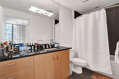 Condominio en venta en Miami, Florida, 1 dormitorio, 71.16 m2 № 1975475 - foto 25
