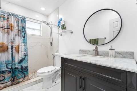 Casa en venta en Miami, Florida, 3 dormitorios, 149.39 m2 № 2029620 - foto 8