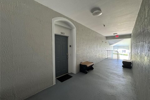Condo in Kissimmee, Florida, 3 bedrooms № 2155635 - photo 14