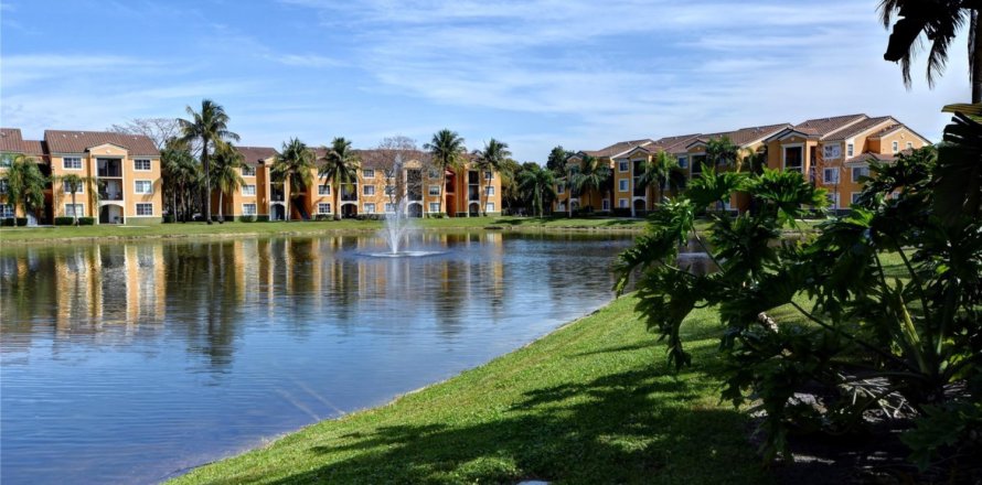 Condo in Miramar, Florida, 2 bedrooms  № 1033837