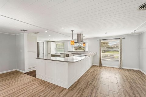 Casa en venta en Port Charlotte, Florida, 3 dormitorios, 186.55 m2 № 2314396 - foto 17