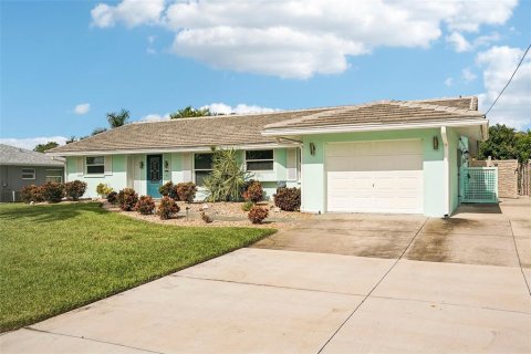 Casa en venta en Port Charlotte, Florida, 3 dormitorios, 186.55 m2 № 2314396 - foto 3