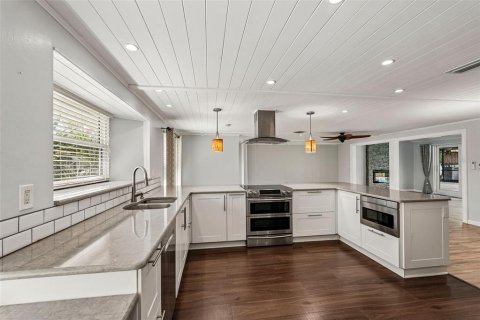 Casa en venta en Port Charlotte, Florida, 3 dormitorios, 186.55 m2 № 2314396 - foto 19